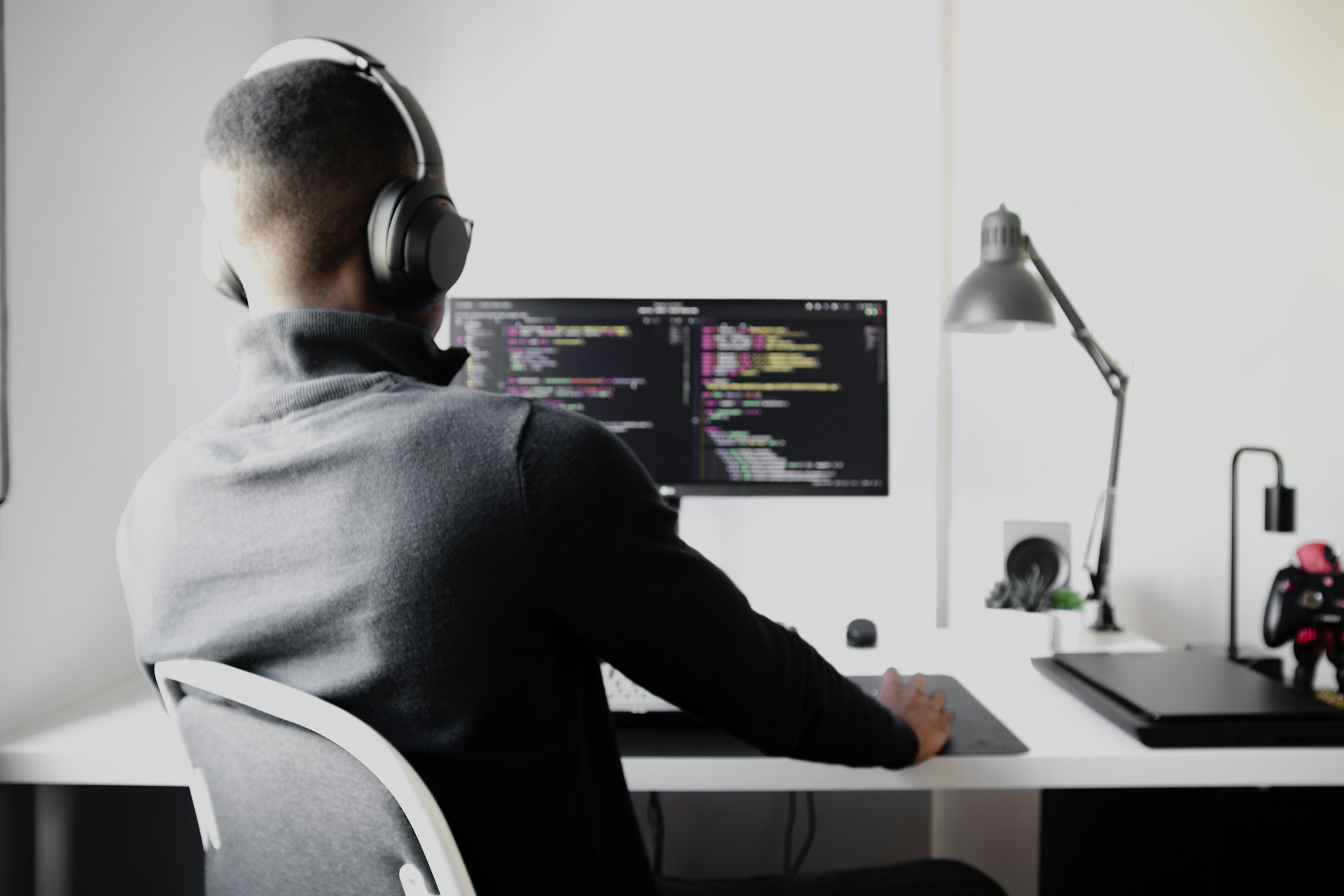From Beginner to Expert: A Web Development Freelancer's Success Journey